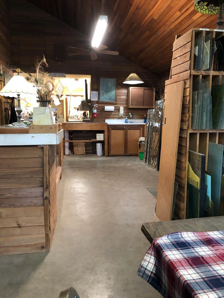 115 N Valley Oaks Dr, Visalia, CA 93292